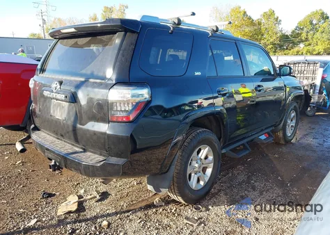 2018 Toyota 4Runner Sr5 Premium z USA, uszkodzony, nr VIN JTEBU5JR2J5594856